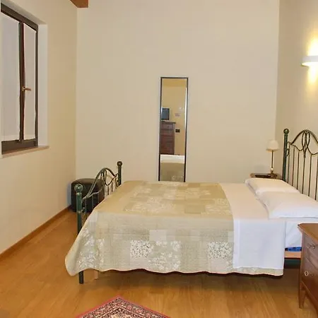 Landhuis Casale Del Chienti *